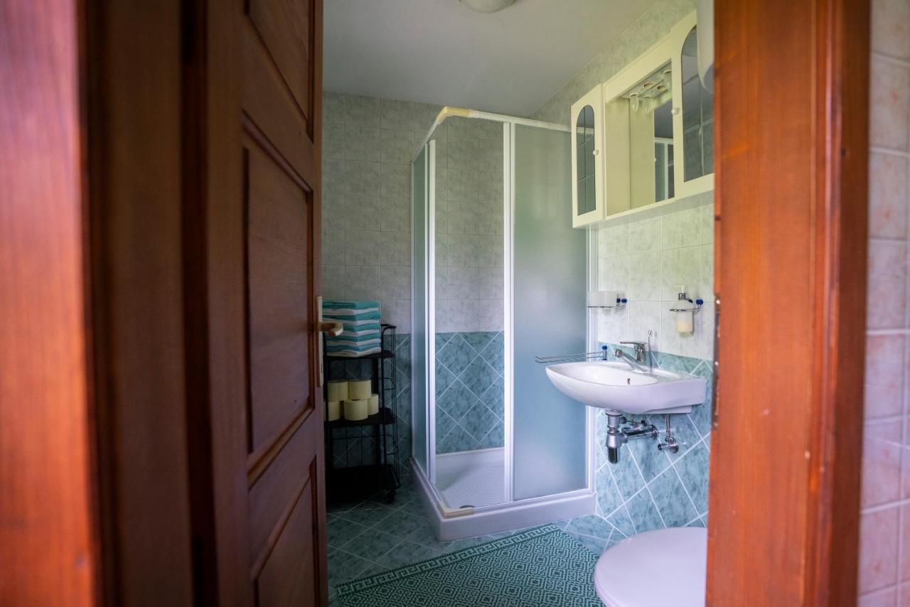 Holiday Home Srednja Vas Средня Вас-у-Бохіню Екстер'єр фото
